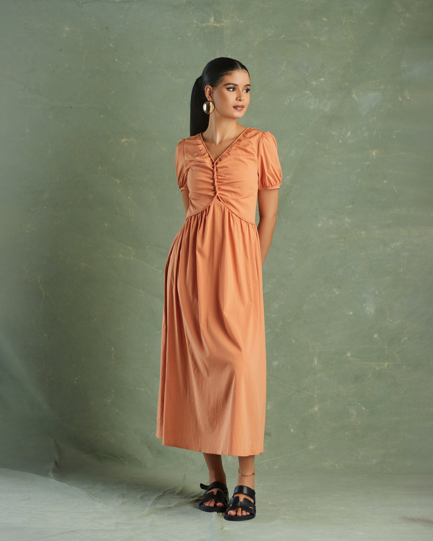 Mirakela Dress